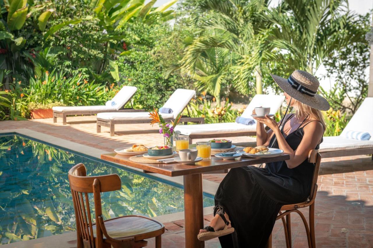 San Rafael Hotel มอมโปส ภายนอก รูปภาพ